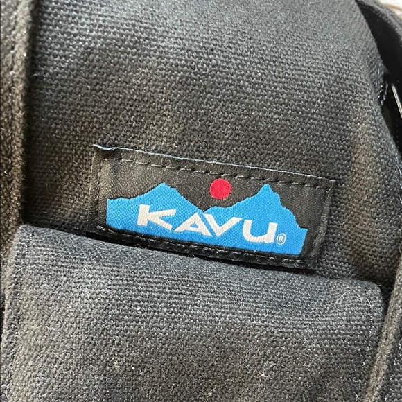 Kavu Black Sling Bag with Patterned Strap - Picture 2 of 3